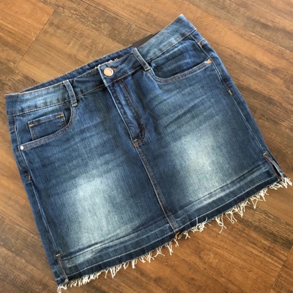NWT Dollhouse Jean miniskirt